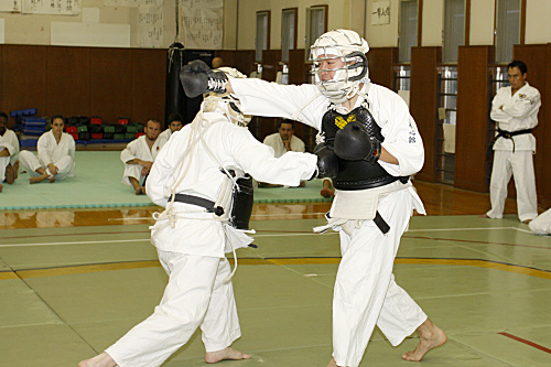 指導者講習会 防具着装による約束稽古法について。
_MG_1931.JPG