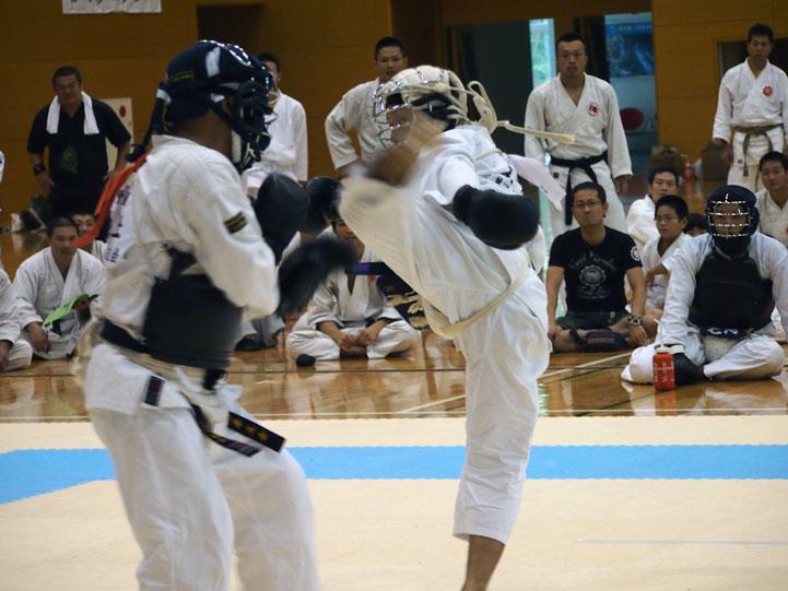 「2017年えひめ国体開催内定記念事業」日本拳法創始80年　第8回日本拳法愛媛県選手権大会（団体戦・個人戦）―四国交流推進大会― 
524875_420172698047112_241813838_n.jpg