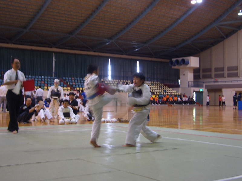 第29回日本拳法群馬県少年選手権大会 防具試合　小学5・6年生の部<br>写真提供：日本拳法群馬県連盟
bogu_element56_02.jpg