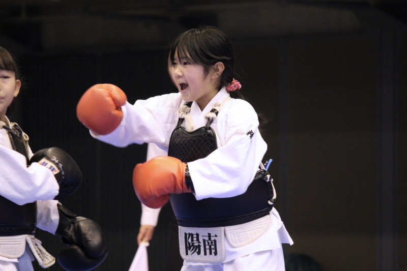 第8回日本拳法関東少年選手権大会 少年女子　防具試合<br>撮影：関東少年連盟
18.JPG