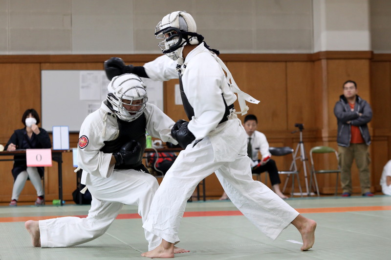 第20回日本拳法埼玉県選手権大会・第20回日本拳法埼玉県少年拳法選手権大会・第8回日本拳法埼玉県王将戦 
E5D_3255.JPG