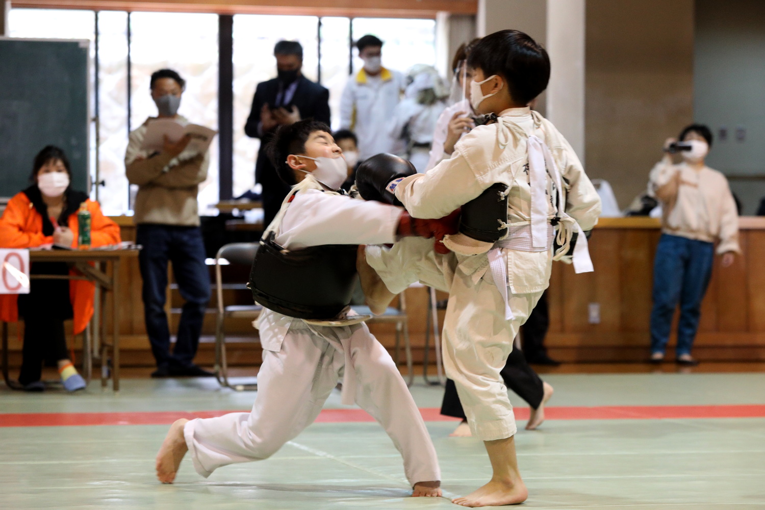 第21回日本拳法神奈川県選手権大会 防具試合
E5D_0962.JPG