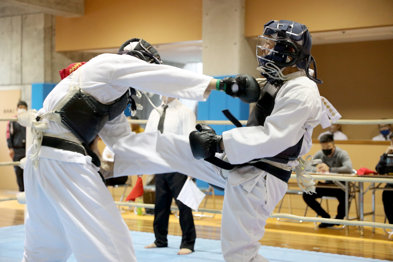 第18回日本拳法静岡・甲信越大会 
E5D_8578.JPG