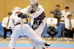 令和6年度 日本拳法・全日本体重別選手権大会
男子73kg未満の部。<br>赤：陸自大宮／第32普通科連隊・早川と、白：陸自遠軽／第25普通科連隊・三島の攻防。<br>撮影：Inno
