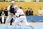 令和6年度 日本拳法・全日本体重別選手権大会
男子81kg未満の部、決勝戦。<br>赤：駿台拳法クラブ・百合草の右胴突き（一本）。<br>撮影：Inno